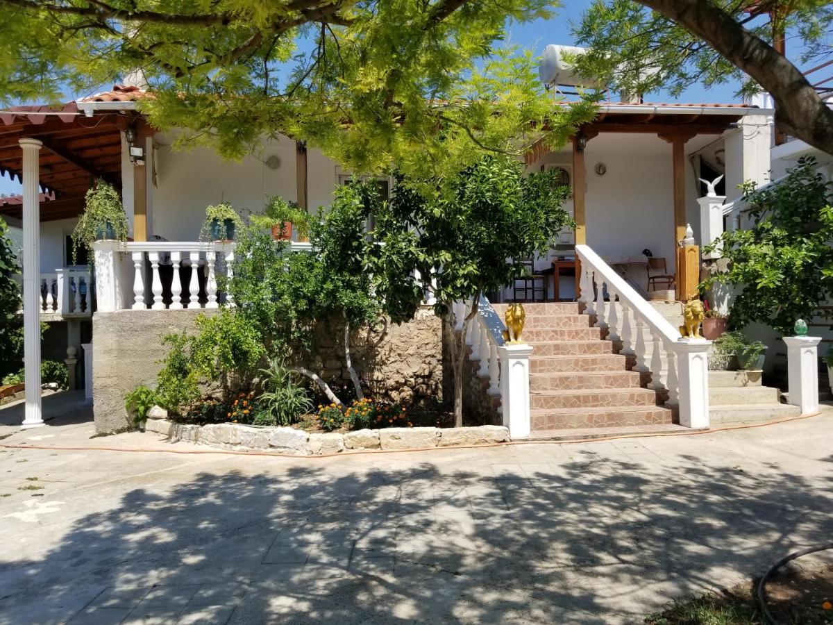 Denaj House Otel Himarë Dış mekan fotoğraf